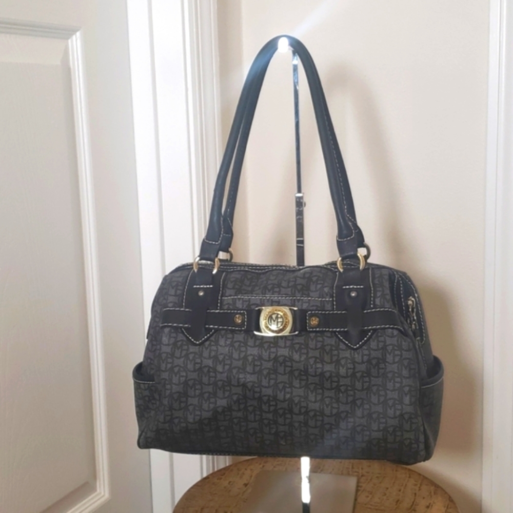 Marc Fisher signature black and gray purse